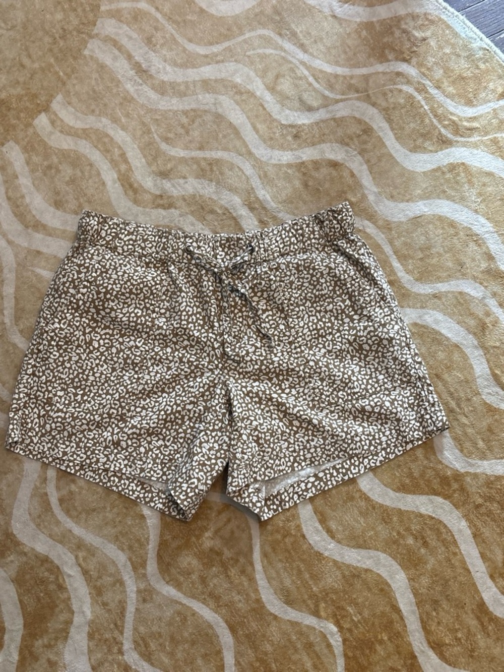 Kut from the Kloth Taupe and White Leopard Print Athletic Shorts
